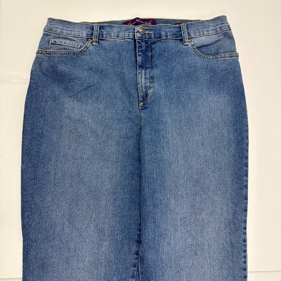 Gloria Vanderbilt Amanda Straight Leg Women's size 14 Medium Blue Denim Jeans - Picture 2 of 5